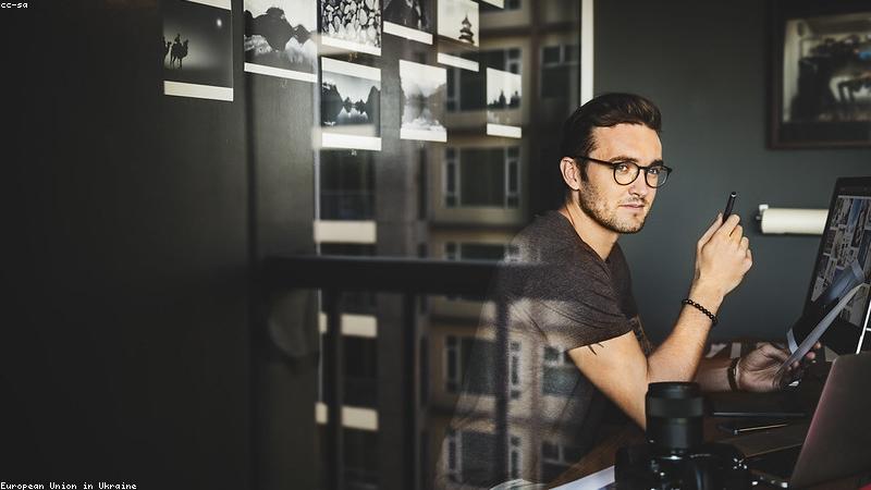 How WhatsApp Helps Local Businesses Generate Leads